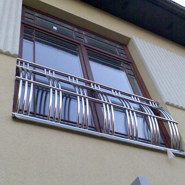 Балконное ограждение из нержавейки