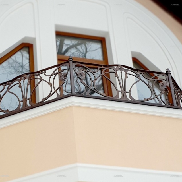 Кованый балкон модерн